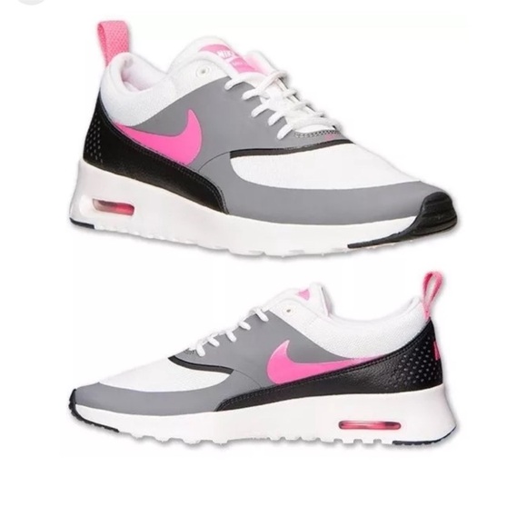 Nike Women's Gray and Pink Athletic Shoes - Picture 6 of 7